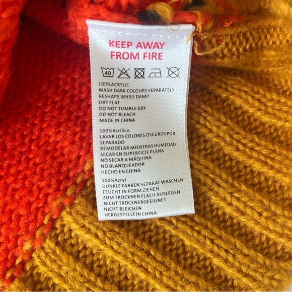 Urban Outfitters Color Stripped Sweater Size Small - Picture 5 of 5